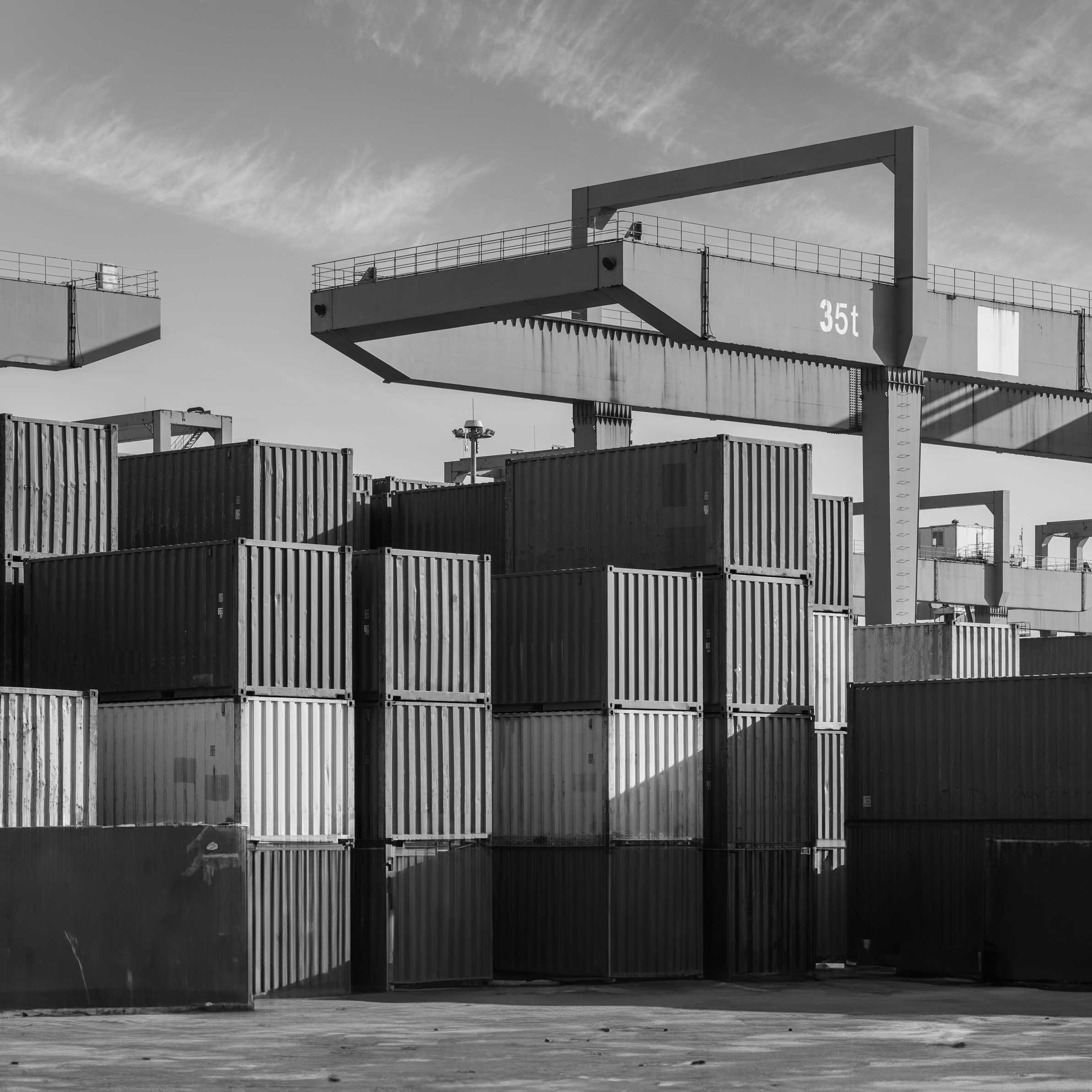 Container yard where freight costs are calculated