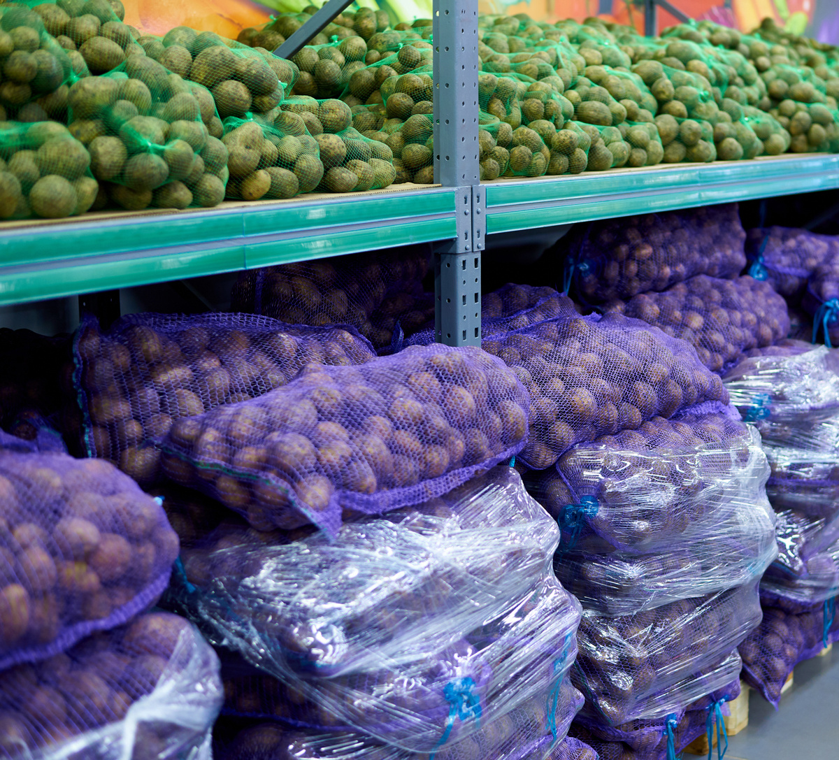 Food & beverage cargo stored at the Interworld Freight warehouse in Miami