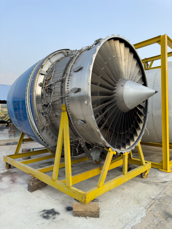 Aircraft & vessel charter